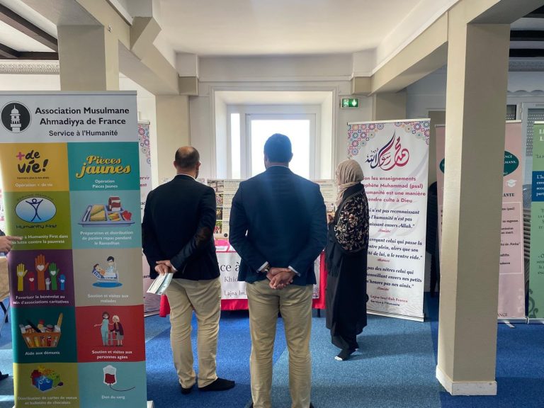 Stand Service à l'Humanité